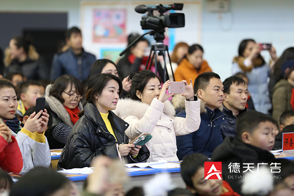 常德市德天廣告有限公司,品牌設(shè)計,活動策劃,影視攝制,廣告設(shè)備租賃,媒體廣告推廣,